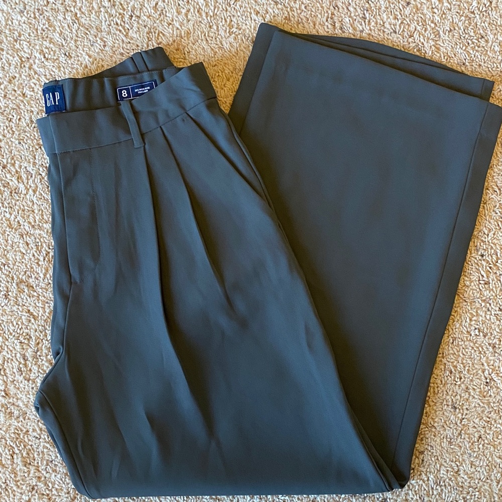 GAP Women's Olive Trousers